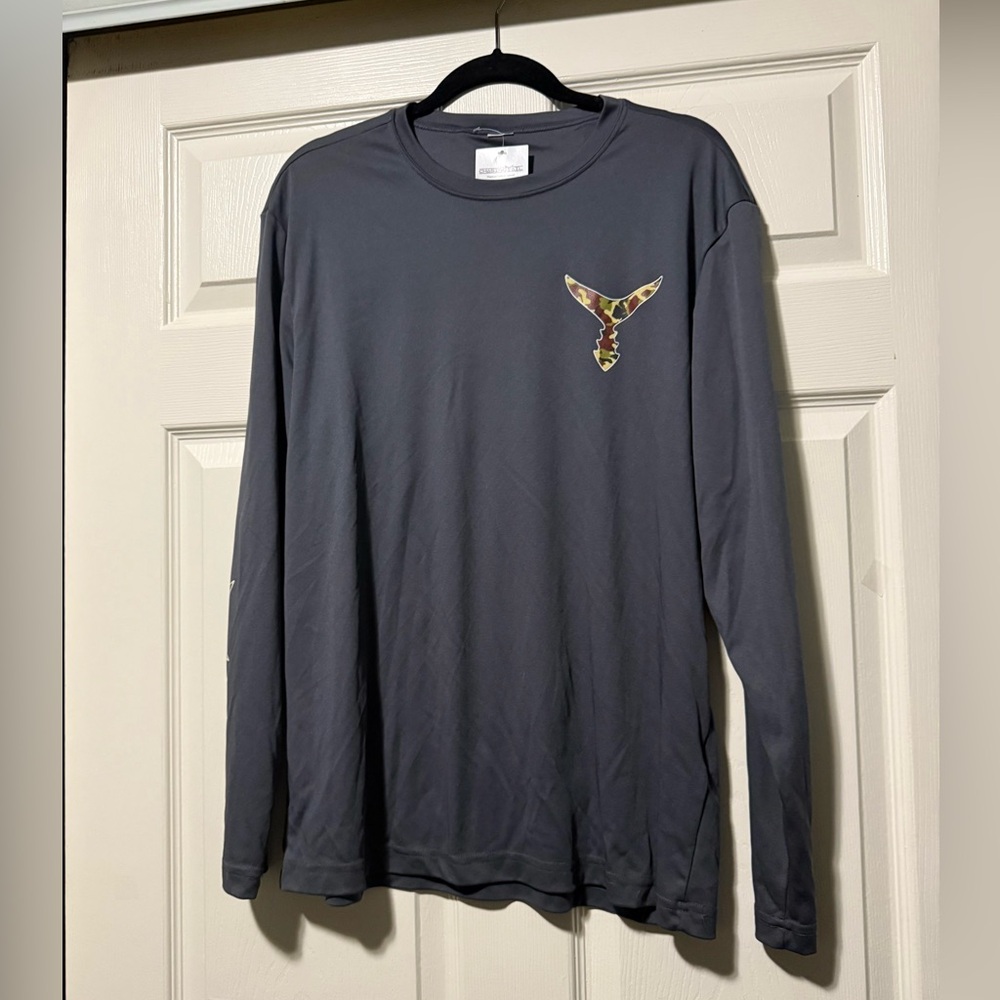 Chasing Ail Men's Gray Long Sleeve Shirt